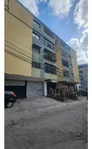 Apto Los Teques Res Floral Frente Al Hospital Victorino Santaella