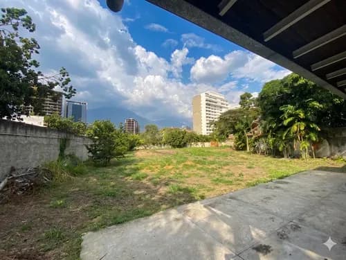 Casa En Venta En Valle Arriba Baruta Caracas 4417 Metros Terreno Plano Calle Cerrada
