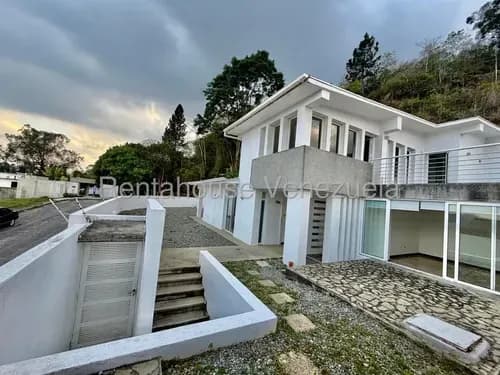Casa En Venta En La Lagunita Country Club Yf 26-20466