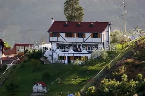Me 25-21543 Venta Casa La Colonia Ene