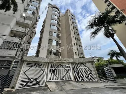 Martha Peña. Rah Vende Espacioso Y Confortable Apartamento En San Isidro, Maracay. Mps 26-3036