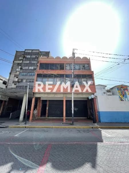 Edificio Comercial en Venta Calle 26 entre carreras 17 y 18 Zona Centro -Barquisimeto
