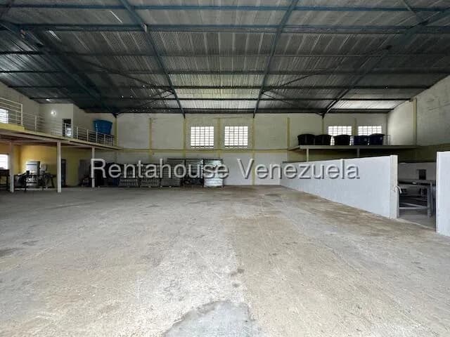 Comercial (Galpon - Deposito) en Venta en Intercomunal Coro La Vela, Falcon
