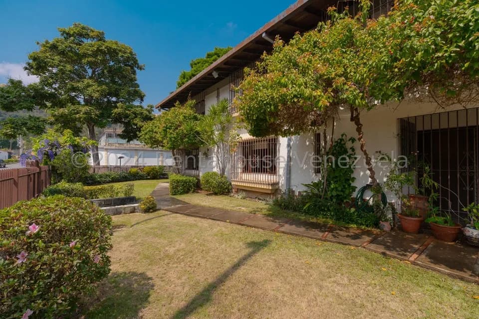 Casa (Multipes Niveles) en Venta en Macaracuay, Distrito Metropolitano