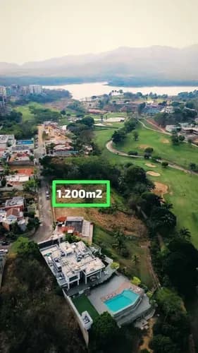 Parcela De Terreno Unifamiliar 1200 M2 En Altos De Guataparo Con Vista A Los Campos De Golf