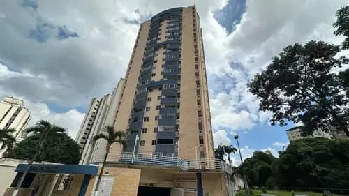 En Venta: Apartamento En Res. Gran Parque Ii Valles De Camoruco Construcción:* 90 M2 | *piso:* 8