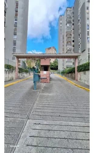 Apartamento En Venta Urb La Morita Res La Sierra