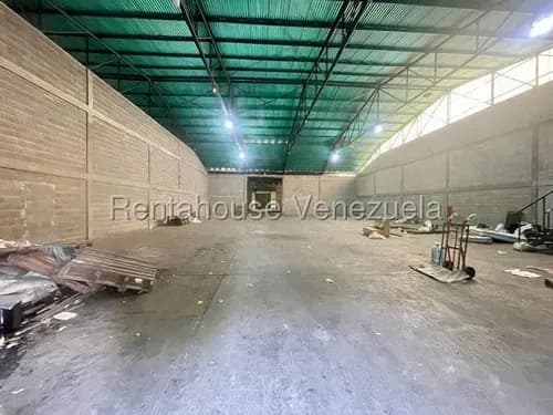 Naudy Escalona & Maribel Morillo Asesores Inmobiliarios De Rentahouse Venden Espectacular Galpón En Zona Industrial 3 Barquisimeto 26-21626 Lara