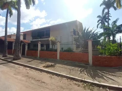 253924 En Venta Amplia Y Cómoda Casa En El Trigal Centro Fp