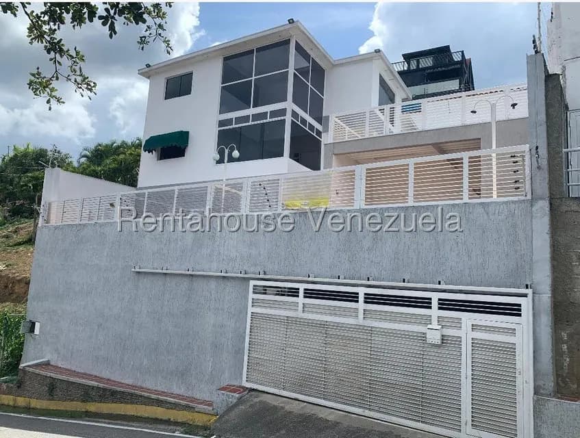 Casa (Duplex) en Venta en Caicaguana, Distrito Metropolitano