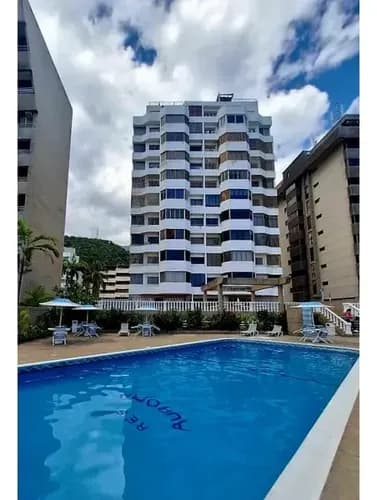 Se Vende Apartamento 92m2. La Guaira. Tanaguarenas.