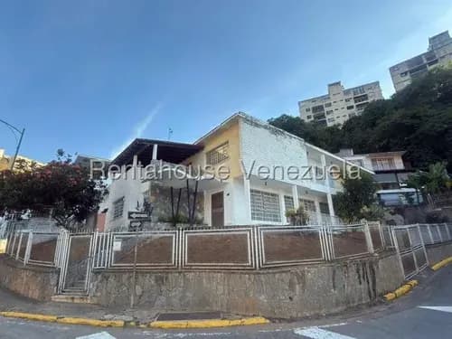 Casa En Venta Colinas De Bello Monte 26-16940 Ac