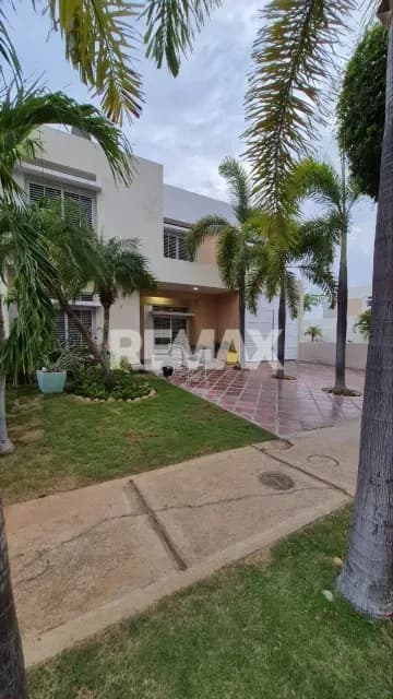 ALQUILER EN VILLA PUNTA DE PIEDRA, AV. MILAGRO NORTE
