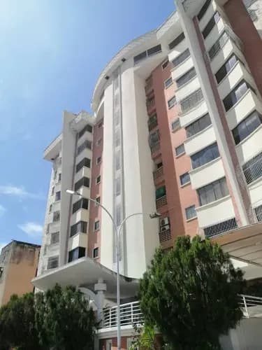 Vendo Apto En Urb Los Chaguaramos / Es19