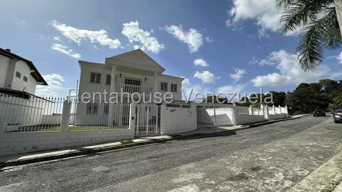 Casa (Multipes Niveles) en Venta en La Tahona, Distrito Metropolitano