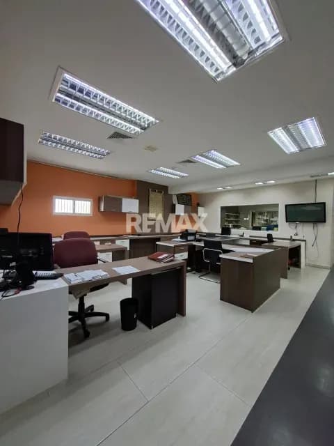 EN VENTA EDIFICIO COMERCIAL EN PORLAMAR