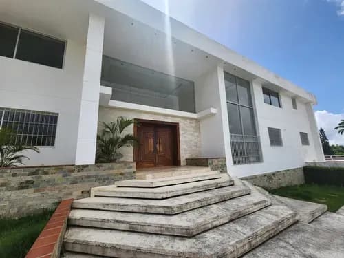 Exclusiva Casa En Venta En La Lagunita