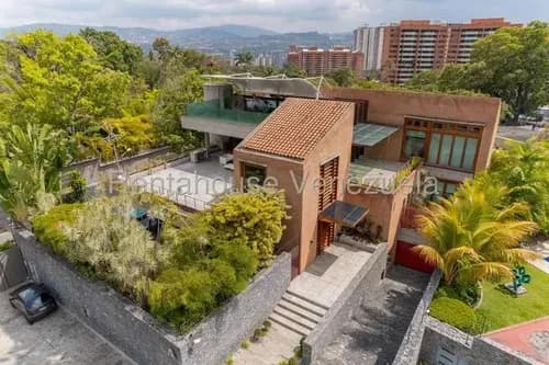 Casa En Venta Los Chorros Lp