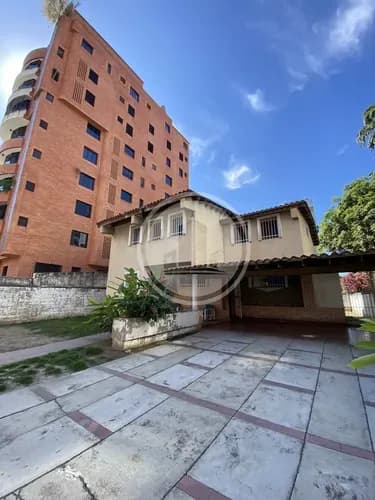 Se Vende Casa De 2 Niveles En La Urb La Soledad. 013jsc