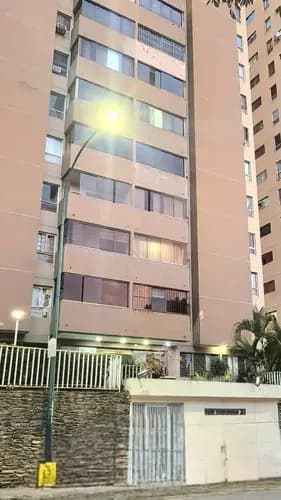 Apartamento En Venta Manzanares Esta Muy Lindo ,cuidado,buena Distribución Y Hermosa Cocina Remodelada,,todos Los Servicios ,salón De Fiesta,areas Verdes Gran Estacionamiento #26-18902