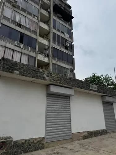 Np Apartamento En Venta En La Av Bolívar Norte Código 322659