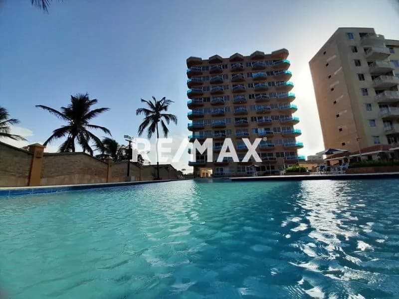 EN VENTA AMPLIO Y EXCLUSIVO APARTAMENTO DE 185 M2 EN EL CONJUNTO ARIANA SUITES EN TUCACAS.