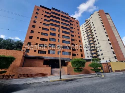 //maria Elena Oropeza // Vende Con Financiamiento / Excelente Moderno Y Amoblado Apartamento 148 M2 /cocina Moderna / Cuenta Con Filtro De Agua Para Todo El Apartamento / Planta Eléctrica / Lara