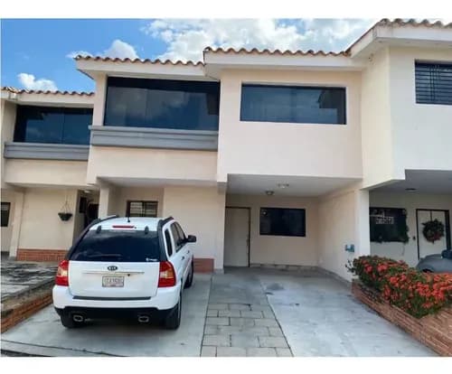 Ct Solo Clientes Townhouse En Venta En Conjunto Residencial Valle Escondido Ej-9704488
