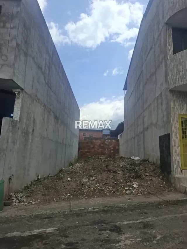 Parcela Plana sector La Pradera - Cordero Centro ( Municipio Andrés bello)