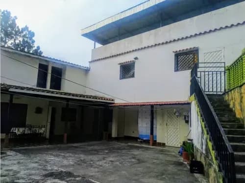 Casa Más Apartamento En Urb. Valle Alto, Los Teques