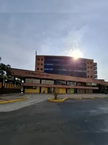 Alquiler De Local-oficina En Centro Comercial Paseo La Granja, La Granja, Naguanagua.
