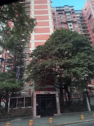 Apartamento Remodelado, Ubicado En Maripérez, No