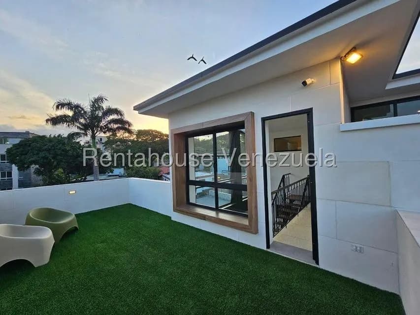 Casa (Multipes Niveles) en Venta en Altamira, Distrito Metropolitano