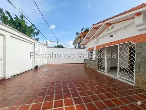Y.t. Casa En Venta, Los Palos Grandes Mls #26-20821