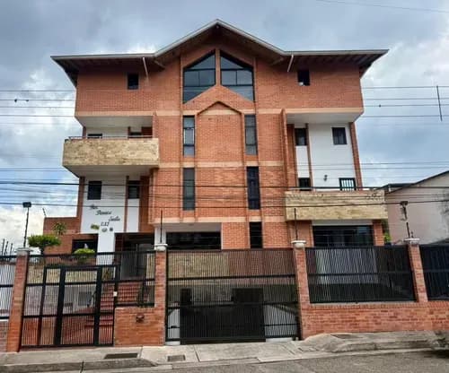 Apartamento En Alquiler En Residencias Paraíso Suites San Cristóbal /im