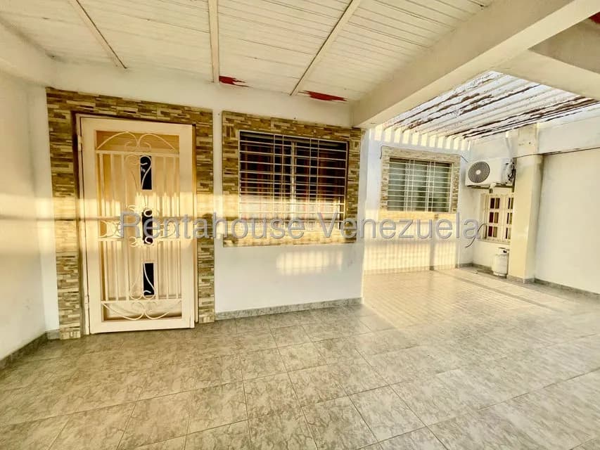 Casa (1 Nivel) en Alquiler en Caja de Agua, Falcon