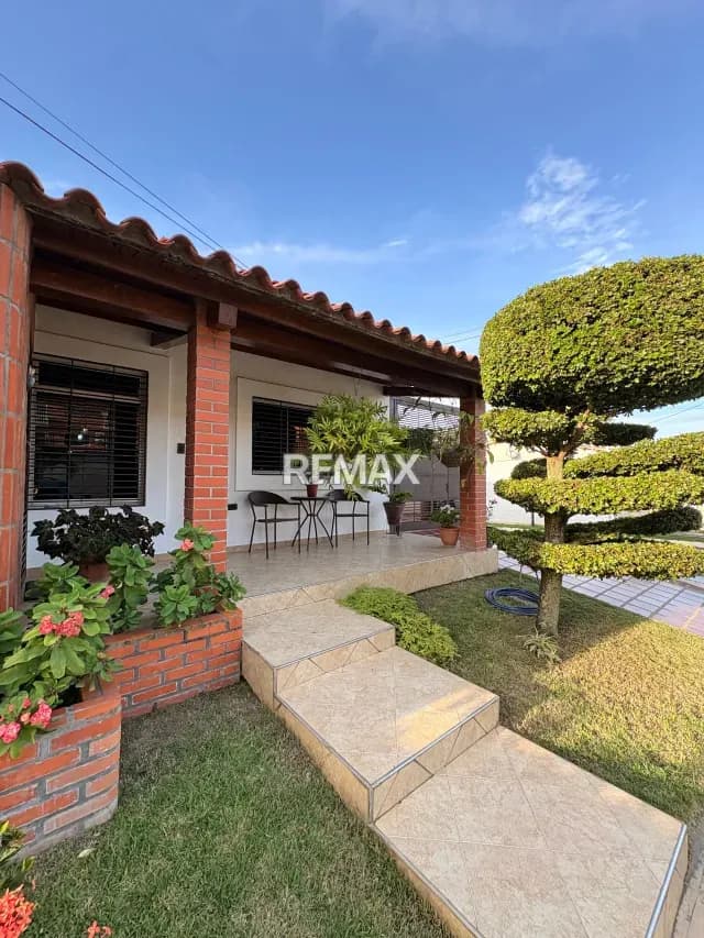 En venta casa de un nivel en urbanismo privado en cabudare