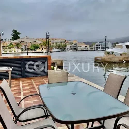 Cgi+ Luxury Lecheria Vende Villa Doble En La Urb. Pueblo Viejo