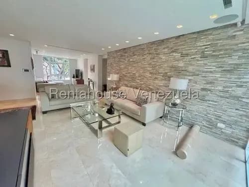 Agp Remodelado! Apartamento En Venta En La Castellana, Acabados De Primera, Listo Para Mudarse 25-22191 Ys