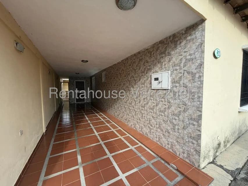 Casa (1 Nivel) en Alquiler en Casa de Campo, Portuguesa