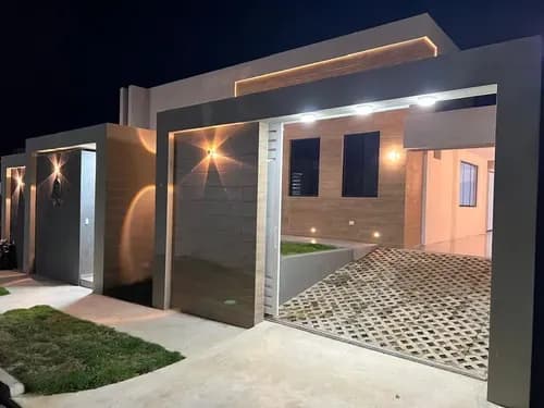 Casa De Una Sola Planta A Estrenar En Calle Cerrada, Ubicada En El Trigal Norte. Zenaida Quintero