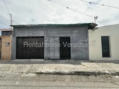 Florangel Pernaleta ,alquila Local En Barquisimeto Zona Centro Fp #26-10664