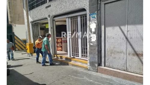 Amplio Y Magnífico Local En Alquiler En Altagracia