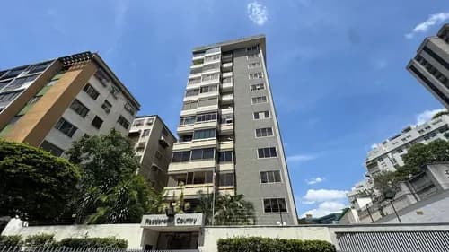 Apartamento En Venta El Bosque-chacao (cerca De Prosein) 4 Puestos De Estacionamiento