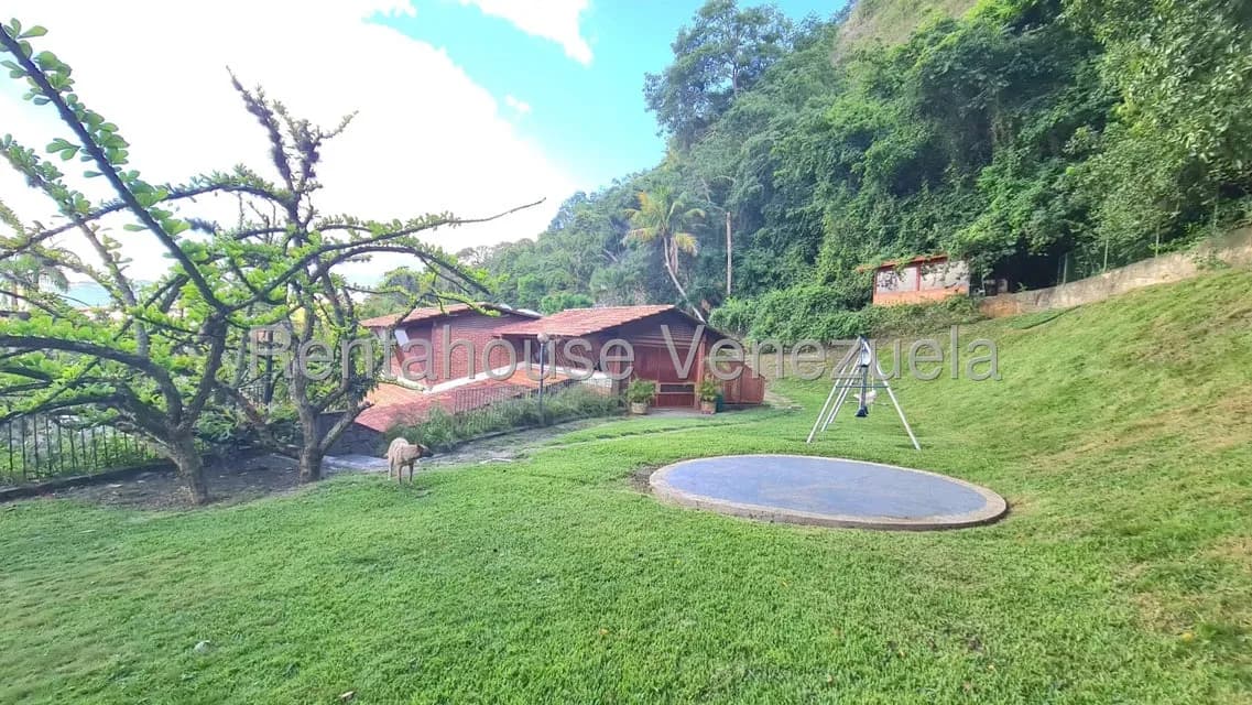 Casa (Multipes Niveles) en Venta en Colinas de Los Ruices, Distrito Metropolitano