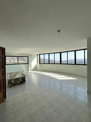 Yasmin Roa Vende Penthouse En Mañongo, Residencias Ineska Obra Blanca Cod 29981