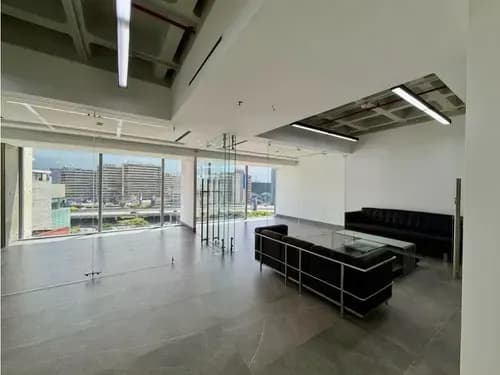 Se Vende Oficina 188m2 Las Mercedes