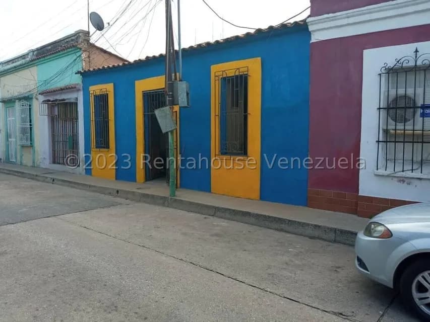 Casa en venta - $75k