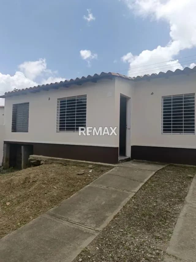 Casa en Venta Conjunto Residencial Laguna Vieja -Cabudare