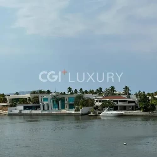 Cgi+ Luxury Lecheria Vende Hermosa Casa En Casas Bote C